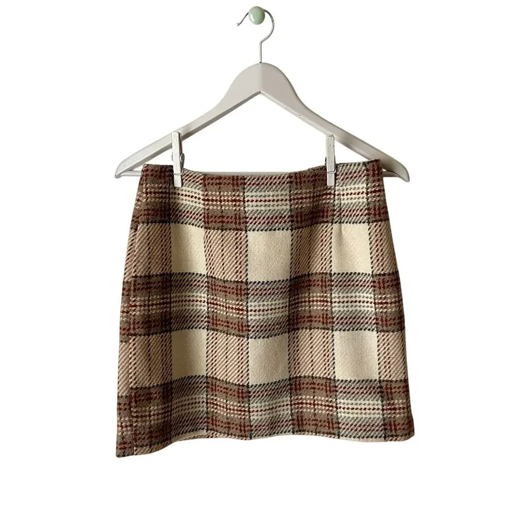 Goodnight Macaroon Plaid Mini Skirt Size Medium